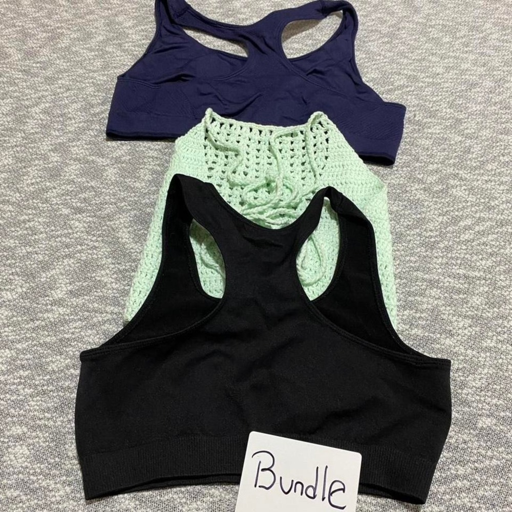Set of bundle Small women tops multicolored. SKU-A102#activewear #gymwear